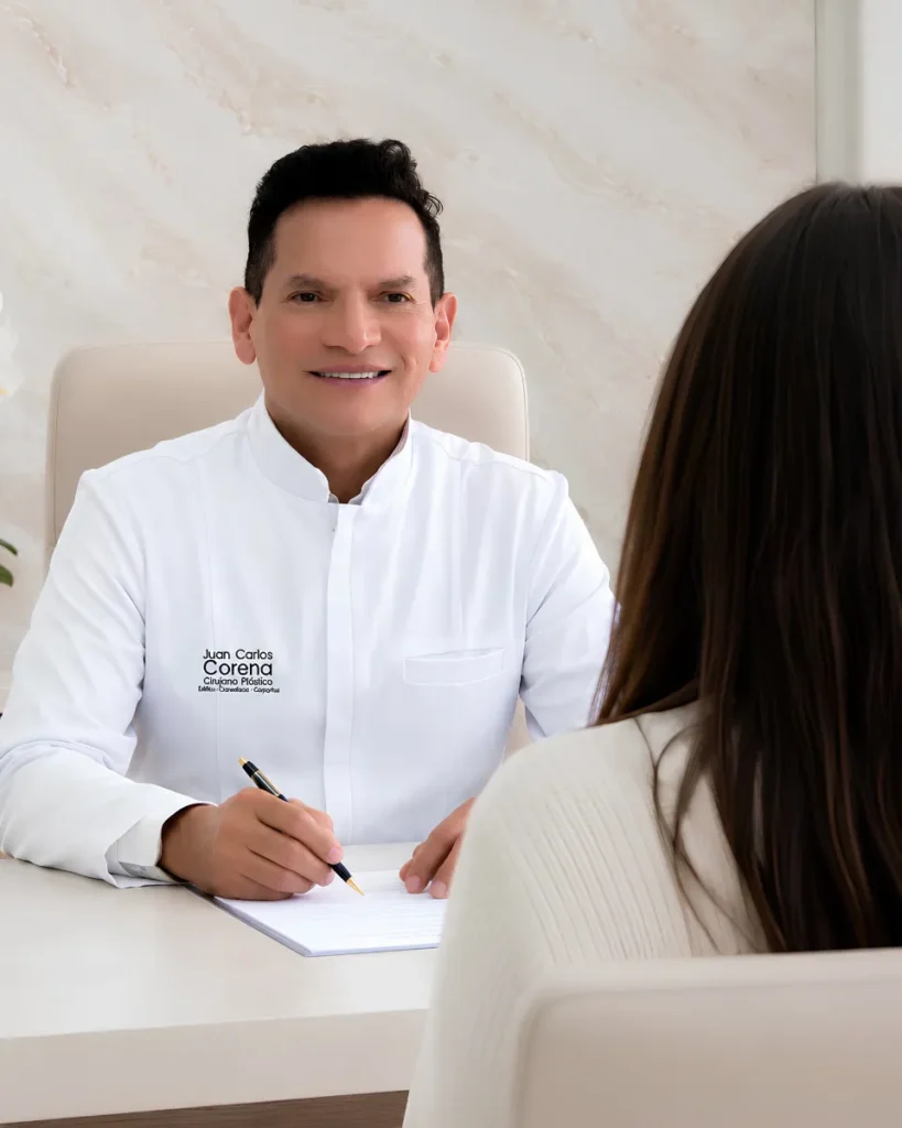 Abdominoplastia - Dr. Juan Carlos Corena